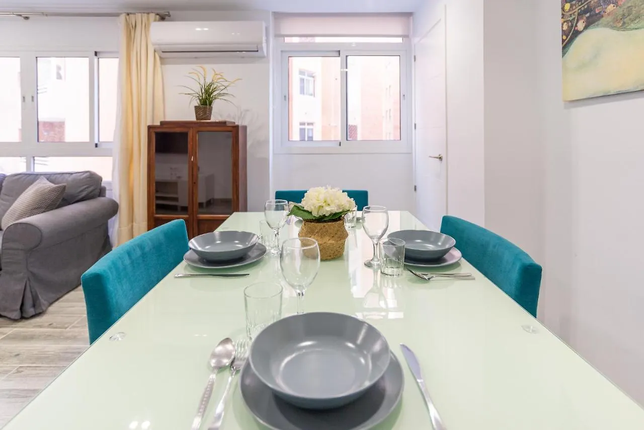 Apartment Faro, Bonito Apartamento En La Malagueta Malaga